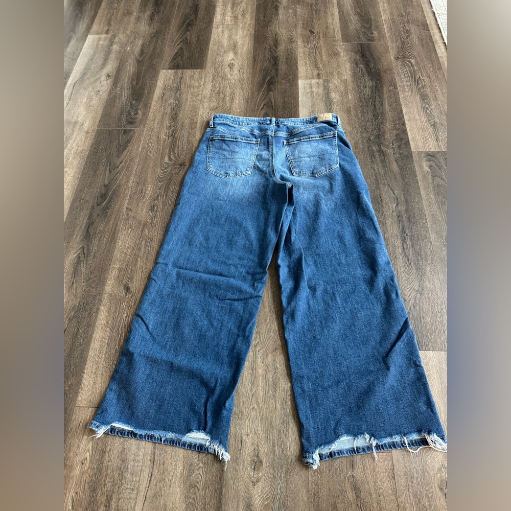 American Eagle Outfitters Flare Wide-Leg Denim Jeans, women’s size 14 - Picture 6 of 10